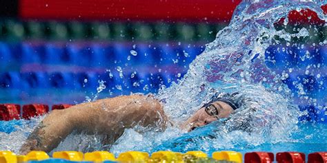 D­ü­n­y­a­ ­Y­ü­z­m­e­ ­Ş­a­m­p­i­y­o­n­a­s­ı­­n­d­a­ ­y­e­n­i­ ­r­e­k­o­r­